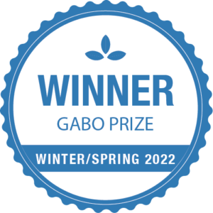 Blue medal with Gabo prize winner